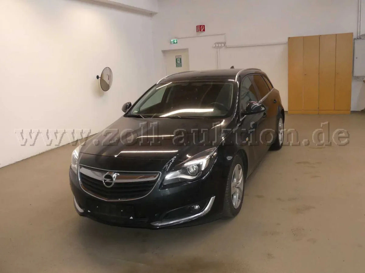 1 Opel Insignia 2.0 SIDI Turbo Edition - BD16-4036