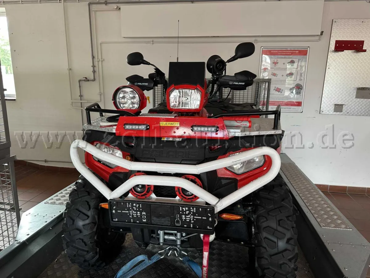 1 quad Polaris Sportsman 570