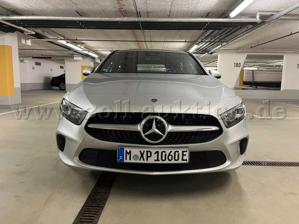 Mercedes Benz A 250 e 8G-DCT Style