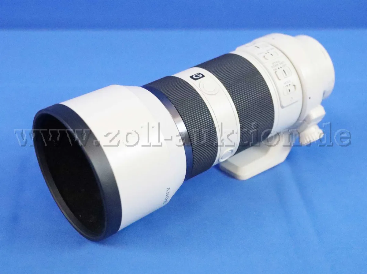 1 объектив Sony модель FE 70-200/4,0 OSS G с блендой и чехлом