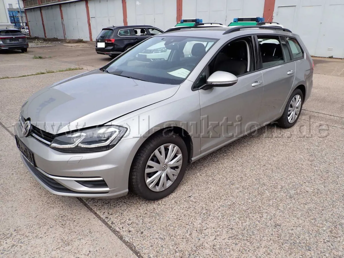1 VW Golf VII 1.0 TSI Comfortline OPF pojazd powypadkowy - BD16-9325