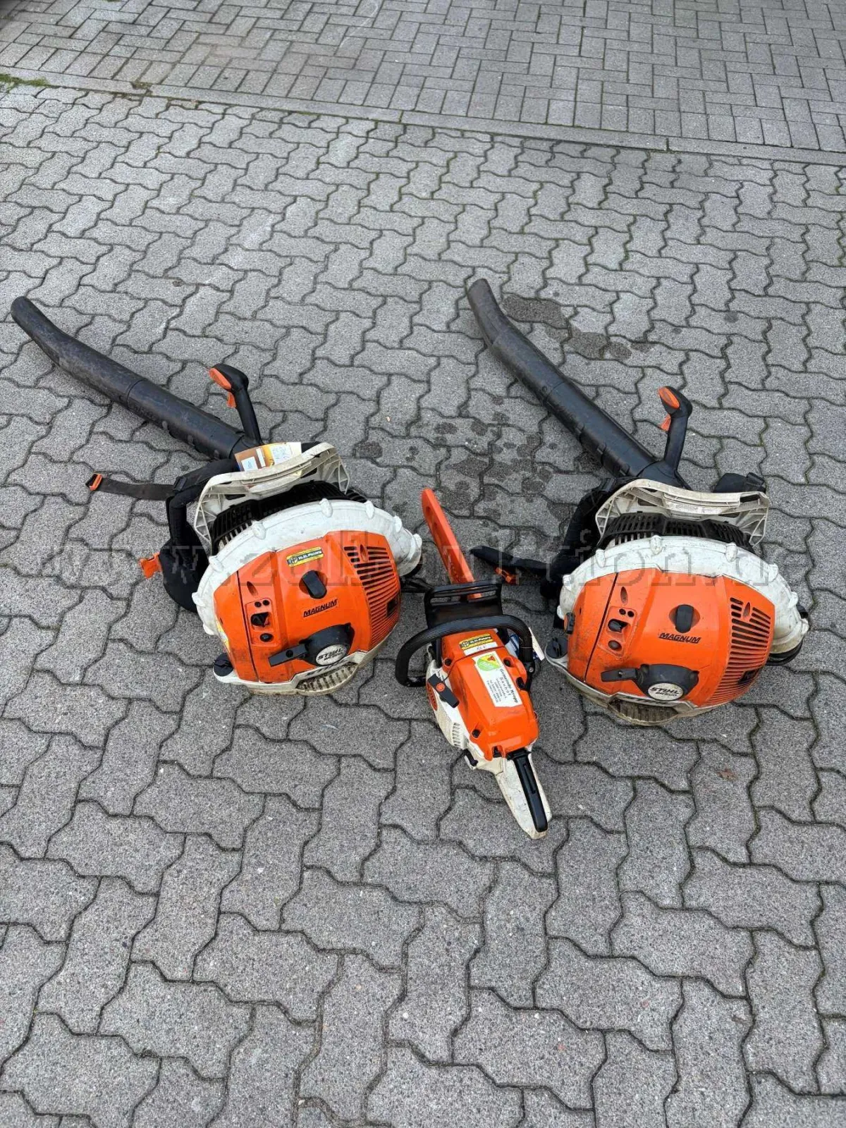 1 appareil Stihl défectueux : 2 souffleurs BR 600 et 1 tronçonneuse MS 261 C