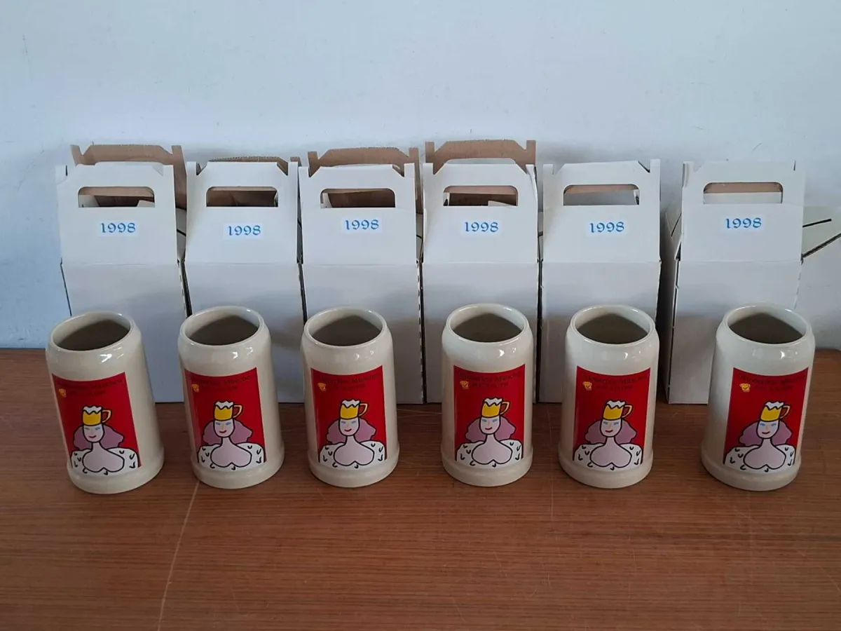 6 Oktoberfestkrüge ohne Zinndeckel Jahreskrüge 1998, Hersteller: Rastal