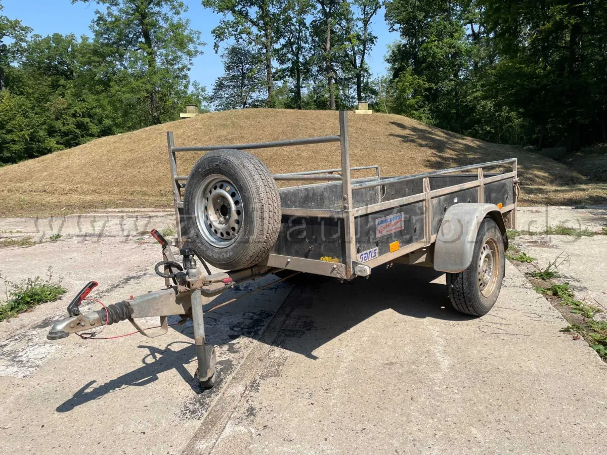 1 car trailer Saris C1C