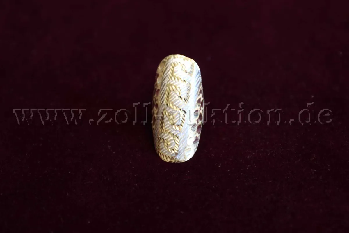 1 tweekleurige ring van 585 goud