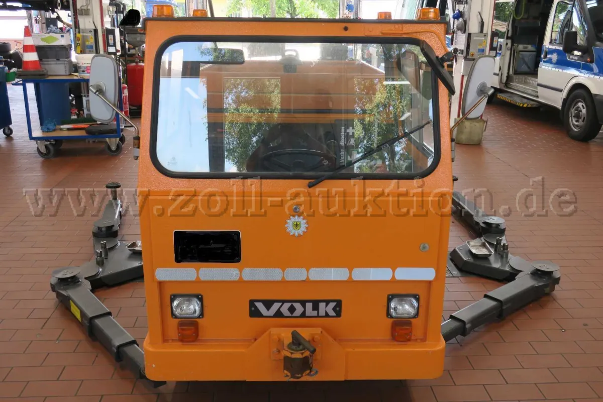 1 Volk DFZ 10 N (vlečné vozidlo) OBS