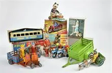 Lot de jouets en tôle