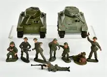 2 chars NVA et soldats