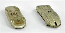 2x Auto Union racewagen