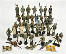 Lineol entre autres, soldats, figurines 2e GM
