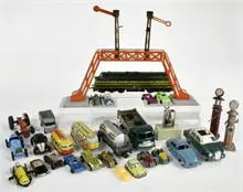 Locomotive H0, voitures miniatures, véhicules Technofix entre autres