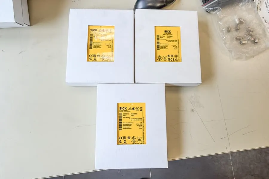 3 moduły rozszerzeń SPS SICK FX3-XTDI80002