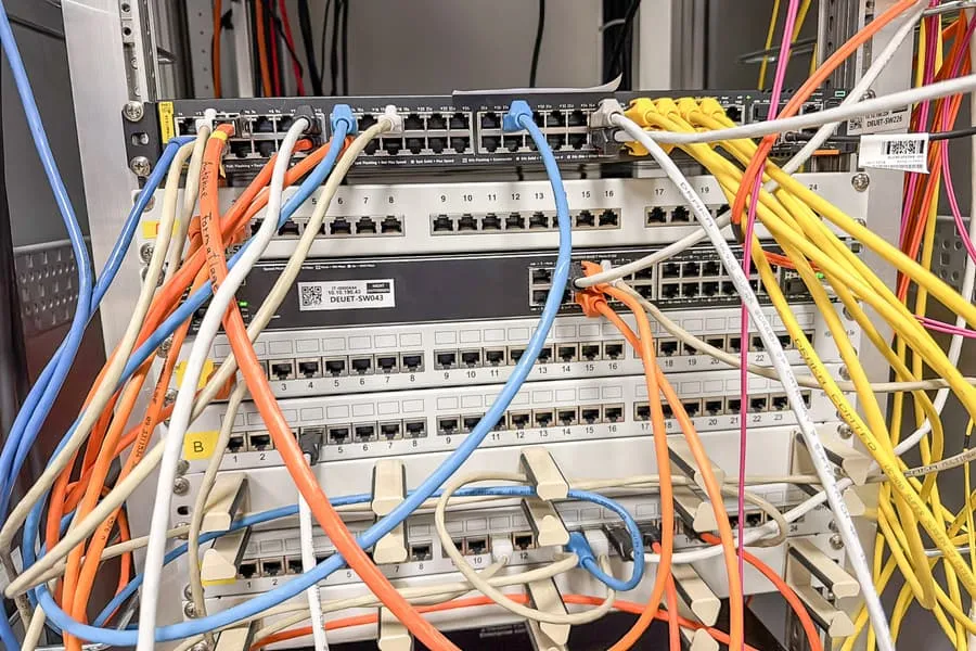 Коммутатор Aruba 2530-24G