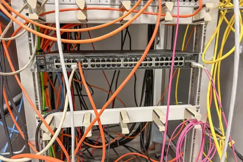 Switch Aruba 2530-24G