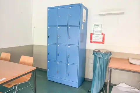Шкаф, 12-дверный