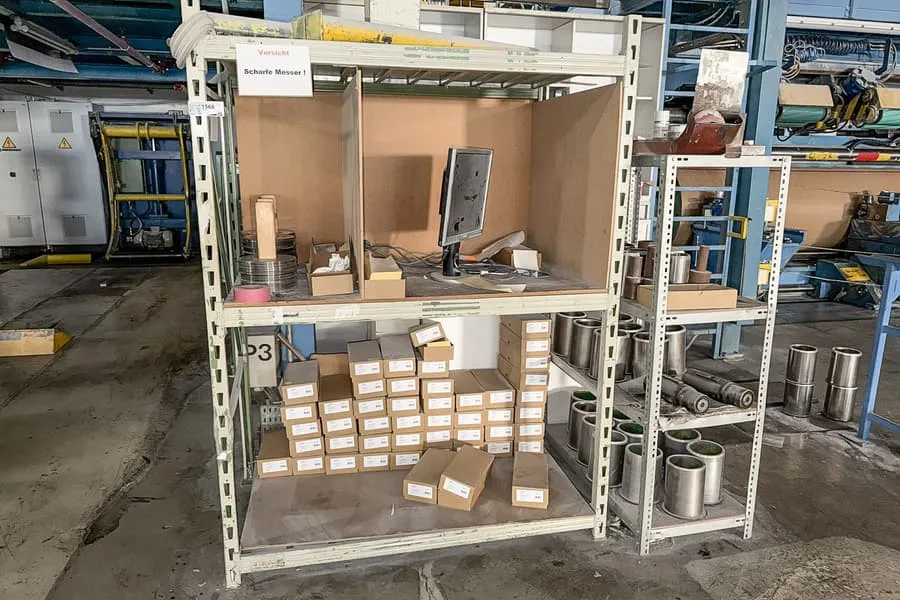Heavy-duty shelving