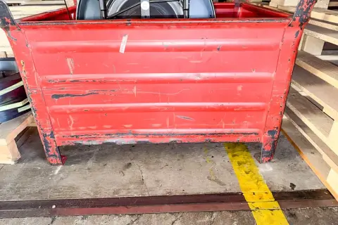 Metalowa skrzynia transportowa
