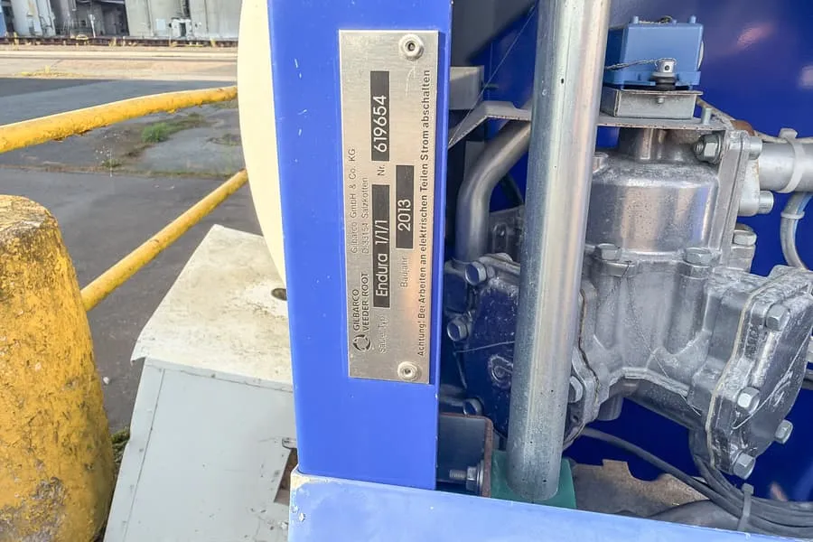 Dieseltankstelle mit Zapfsäule Gilbarco Endura