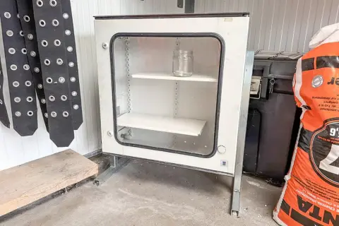 Kast