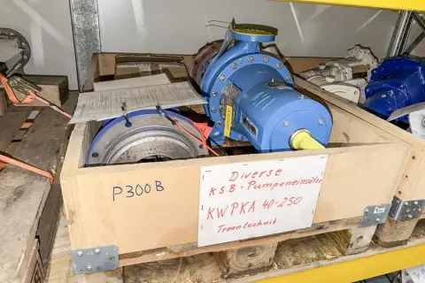 Pallet met diverse pompinzetten KSB
