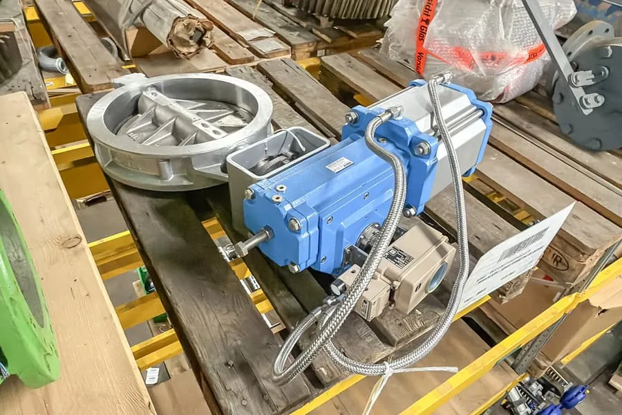 Regelklappe mit Pneumatik- Antrieb Somas NW400