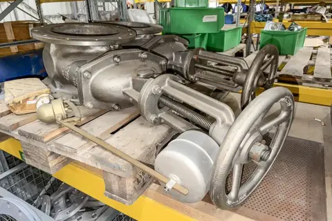2 plaatduwers KSB 300 ND10
