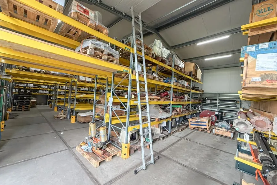 Aluminium leaning ladder, 16 steps