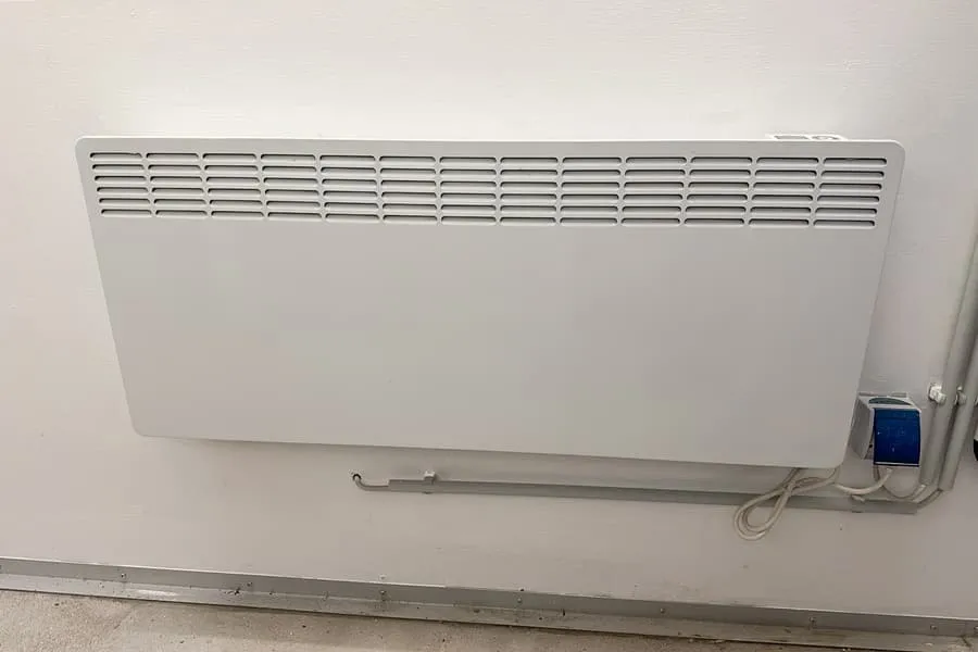مدفأة AEG