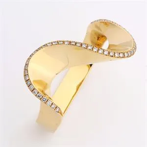 Diamond ladies two-finger ring