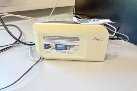 Tiskárna štítků Brother P-touch 2430 PC
