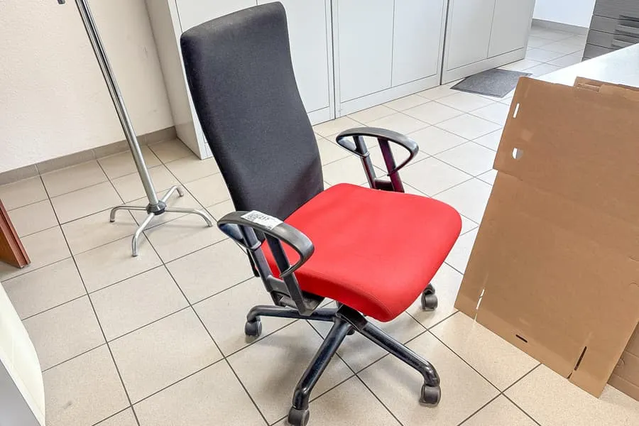 Office swivel chair