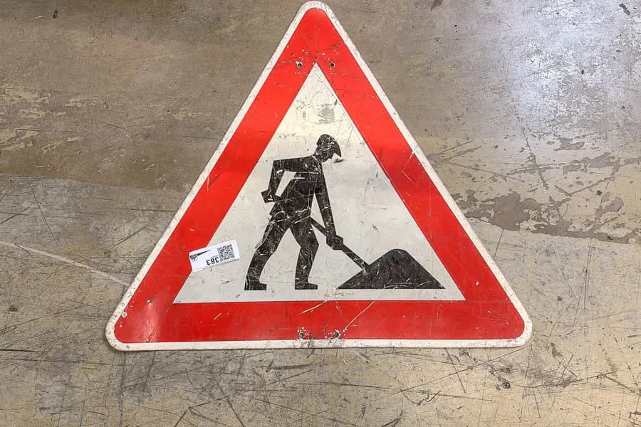 Traffic sign "Attention construction site"