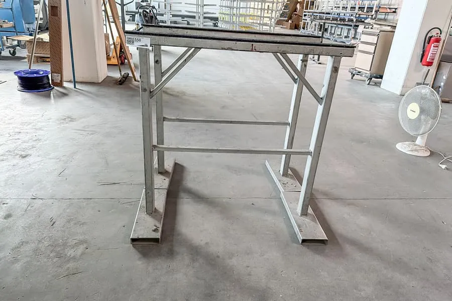 2 metalen schragen