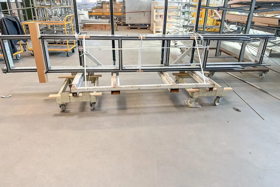 2 metal profiles Schüco