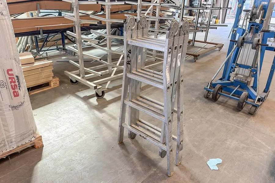 Aluminium folding ladder Iller, 4x4 rungs