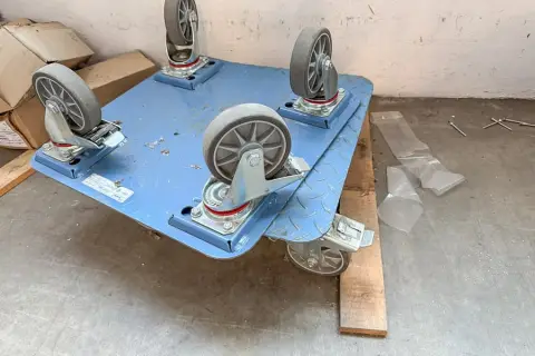 2 chariots Fetra