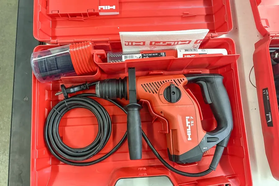 Příklepová vrtačka Hilti TE 7