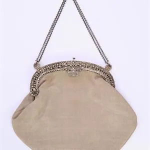 Abendtasche mit Silberbügel