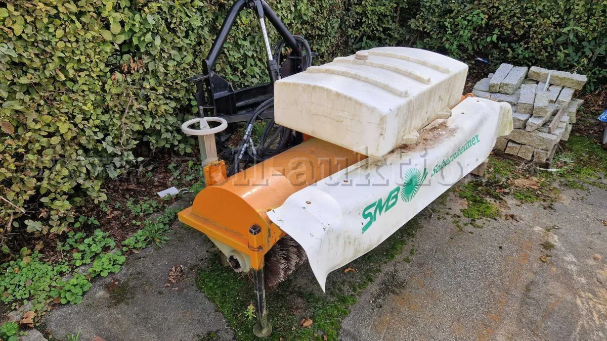 1 Sobernheimer Kehrmaschine FKM 220 L