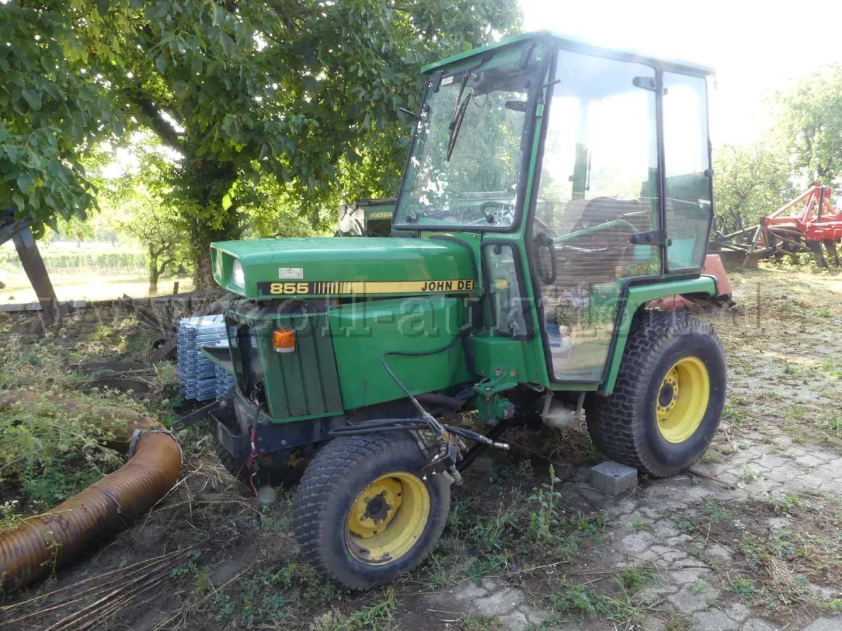 1 JOHN DEERE (USA) 855 ciągnik rolniczy*dawca części