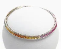 Bracelet, or blanc 14 carats, 63 saphirs total env. 8,38 ct, env. 9,8 g, env. 18,5 cm de long