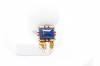 Broszka, delikatna ręczna robota, Włochy, złoto żółte 18kt, lapis lazuli, rubiny, diamenty, małe perły, ok. 12,3 g, 20,5 x 15,5 mm.