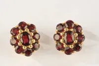 Paar Ohrclipse, 18kt Gelbgold, Granat, 10.2 g