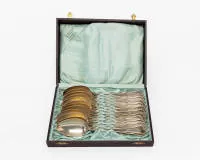 12 spoons, silver 800, German, after 1888, in original case from jeweler Vogelsang of Hanover, total approx. 797g
