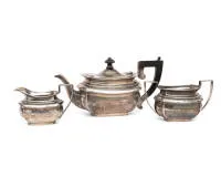Service en argent, 3 pièces, Pays-Bas, théière, pot à crème, sucrier, la théière argent 925 379 g, pot à crème et sucrier argent 833 env. 239 g au total