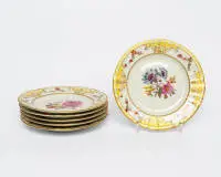 Six assiettes, KPM, Breslauer Stadtschloss, forme rocaille, décor doré, bouquet floral au centre, ø env. 21 cm