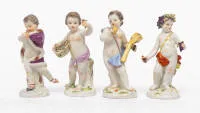 4 figurines, Meissen, marque aux épées, 18e/19e s., allégorie des quatre saisons, Printemps A64, Été A67, Automne 2716, Hiver A71, d'après Johann Joachim Kändler, env. 11 cm, faucilles...