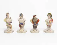 4 figures en porcelaine, Nymphenburg, allégorie du printemps, de l'été, de l'automne et de l'hiver, Franz Anton Bustelli, env. 15 cm de haut chacune