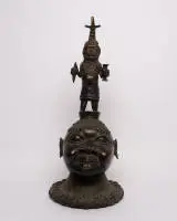 Tête, avec parure de tête fétiche, Bénin, Afrique, env. 65 cm de haut