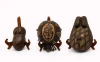 2 maski ciała i 1 maska słońca, Yoruba/Nigeria, Makonde/Tanzania i Galoa/Gabon